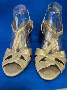 Ladies Leather Sandal